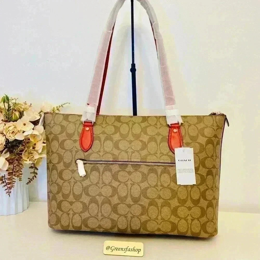 Coach Purse Gallery Tote In Signature Canvas - Picture 4 of 9